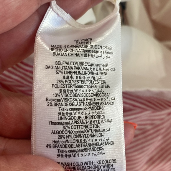 🆕BCBGMAXAZRIA Pinstriped Asymmetric Skirt In Lipstick Red. Size Large.NWT - Picture 10 of 10